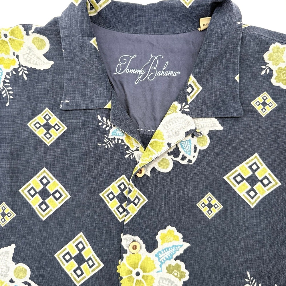 Tommy Bahama Shirt Mens XXL Gray Silk Geometric Floral Short Sleeve Camp Collar